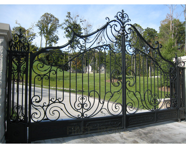 Latest designs home iron main gate front entry wrought iron gate for courtyard