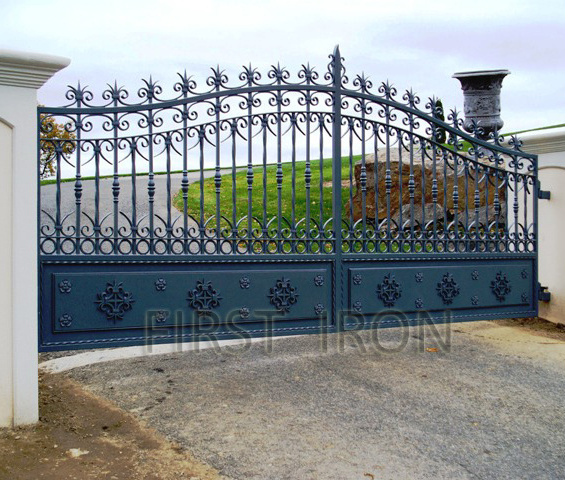 20 ft French used wrought iron driveway gates for sale