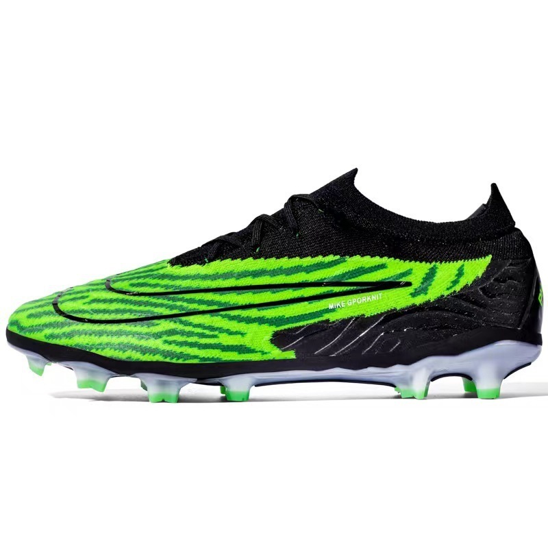 Wholesale hot selling  boots men's low top long spike sports training football shoes  walking style shoes blade shoes