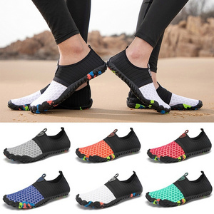 New high quality 2023 outdoor five fingers amphibious soft sole beach swimming set foot wading upstream stream shoes