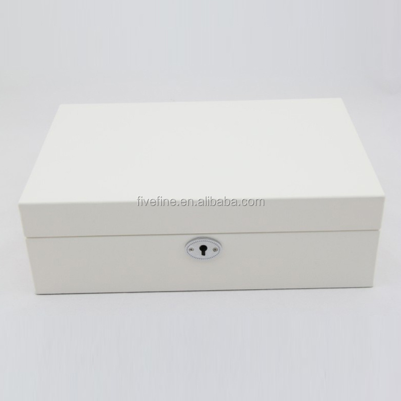 Elegant High gloss piano lacquer white jewelry Wooden Box