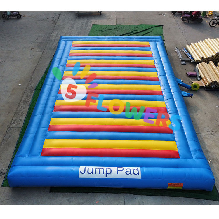 Giant commercial giant bouncer outdoor inflatable jump pad for kids adults