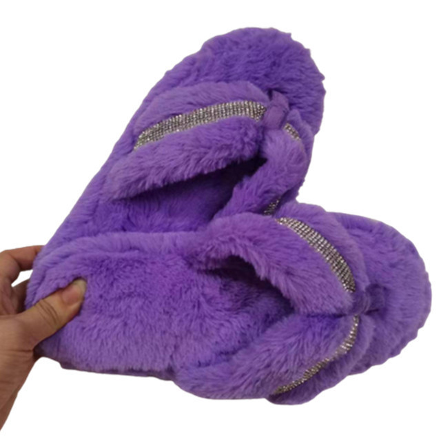 Customer Logo Fashion Fluffy Faux Fur Woman Slippers Warm Soft Furry Faux Fur Flip Flops For Lady