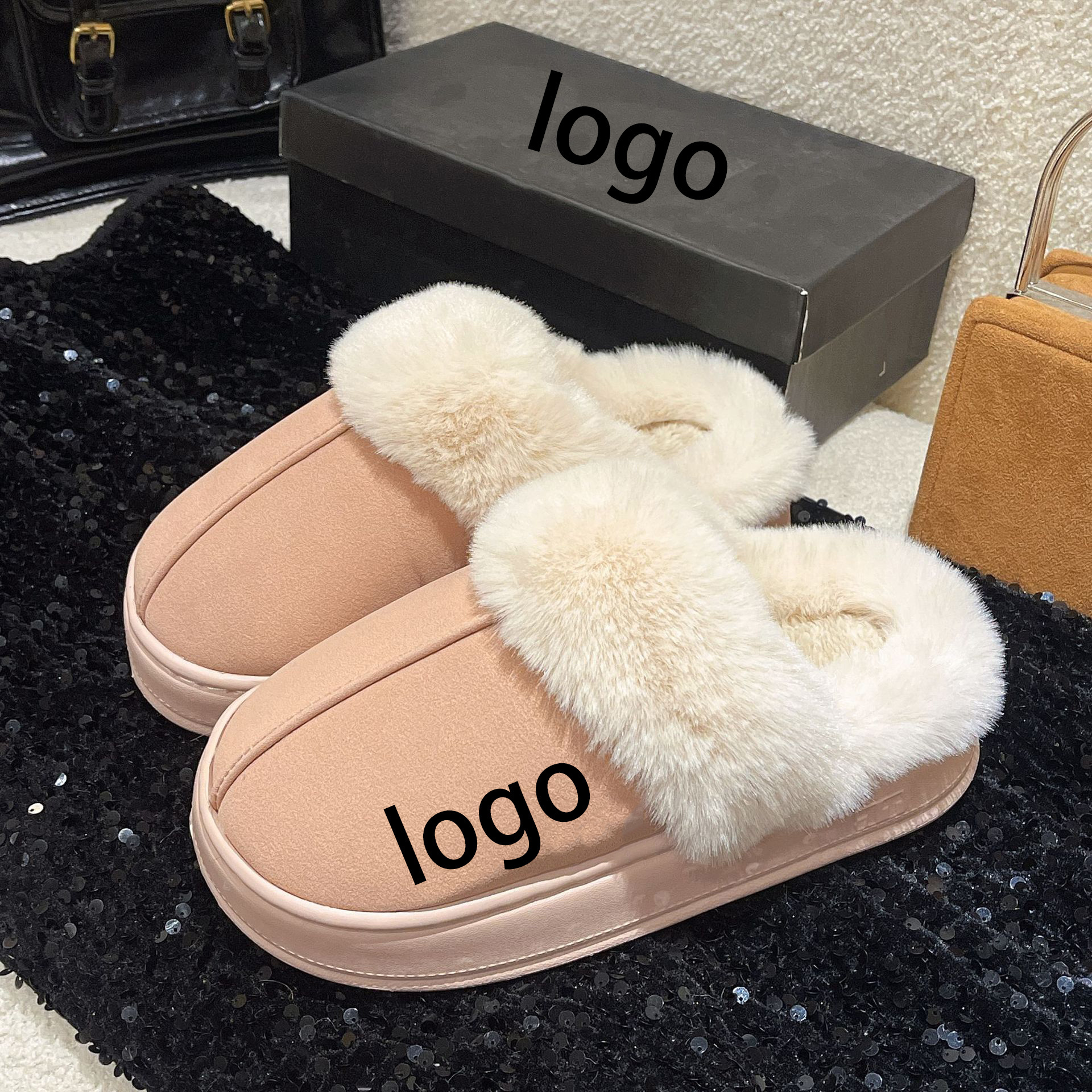 Factory wholesale fashion fur  designer slippers fluffy  luxury fur slippers Mongolian high quality slippers for women