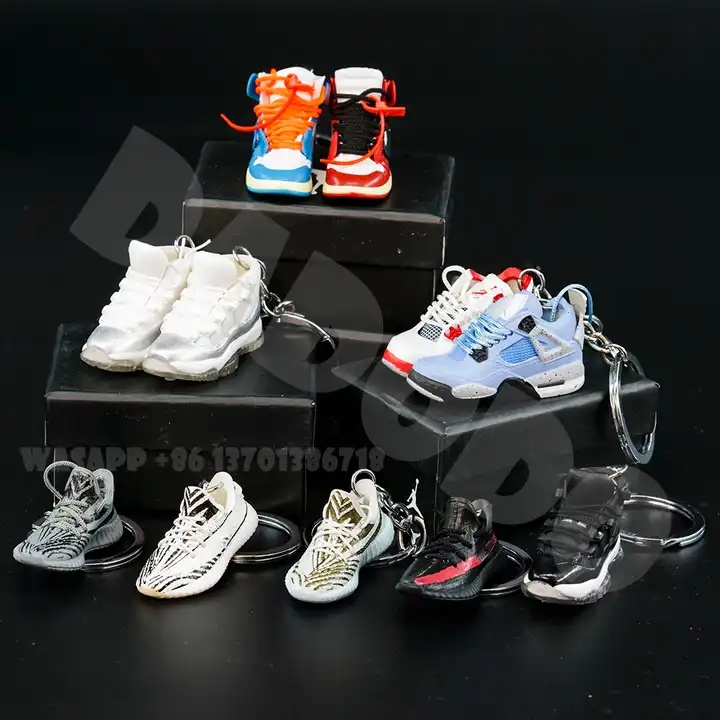 High Quality Soft Pvc cute 3D 1/6 rubber sneaker aj keychain jor dan shoe key chain accessories