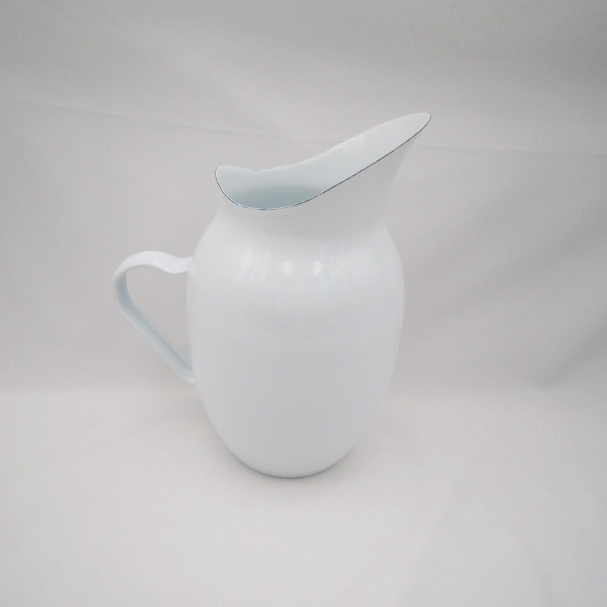 Europe style Enamel Pitcher Water Pitcher Enamel Vase With Handle Enamel Pitcher