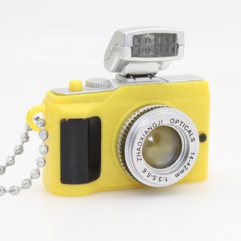 Factory wholesale Camera keychain with light and sound