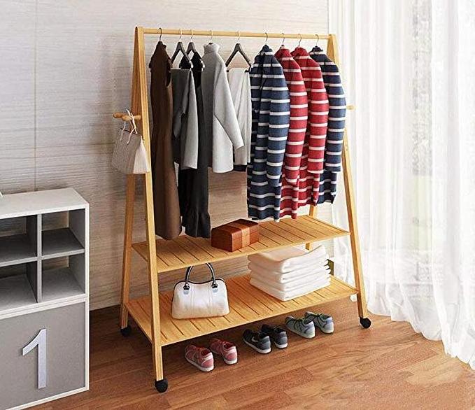 Bamboo Clothes Rack on Wheels Rolling Garment Rack with 2-Tier Storage Shelves and 4 Coat Hooks, for Shoes, Clothing.