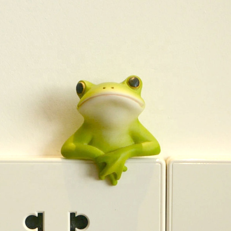 Z16087A Cartoon Wall Art Decor Resin Frog Resin statue Craft Switch Outlet Wall Sticker Home Decoration Accessories Wall Sticker