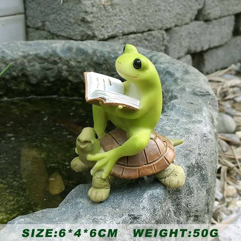 Z11165A Resin Mini Garden Decoration Frogs With Tortoise Statue Realism Animal Figurine