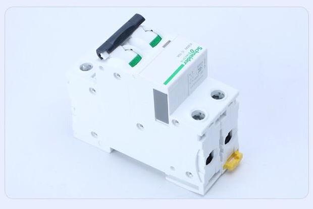 Brand New Schneider Mini Circuit Breakers 1P-4P 1A-63A IC65 Series Air Switch