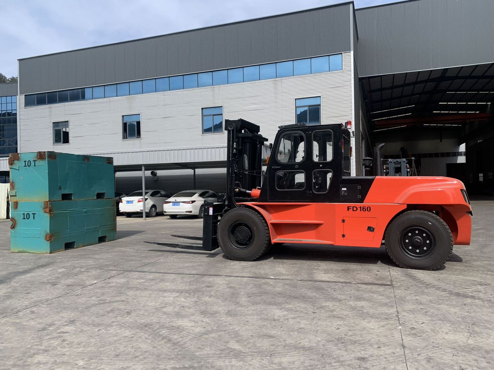 Xinghao Container Large Fork Lift 12 ton 15 ton Diesel Forklift Forklift Truck Forklift Diesel 12- 16 Ton