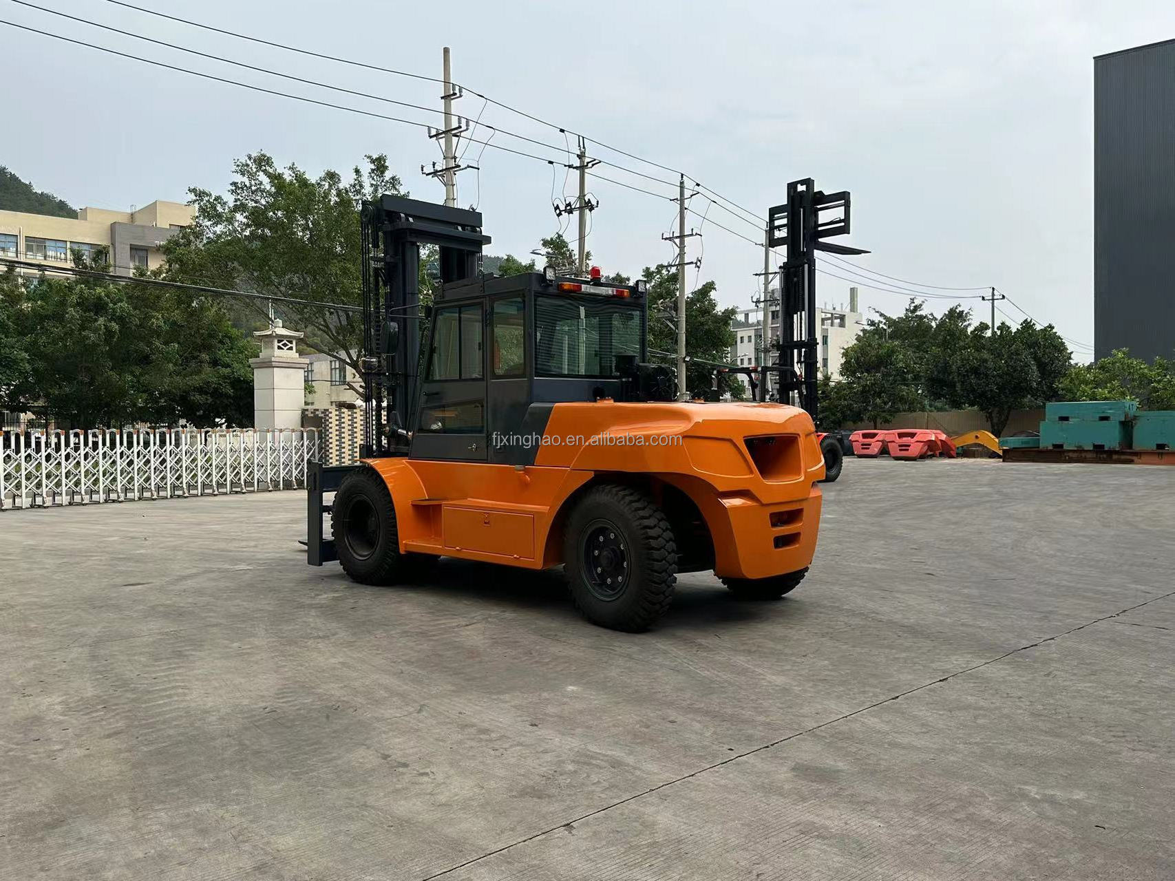 XINGHAO Rough Terrain Forklift Forklift Truck 20 Ton 15 Ton 30 Ton 35 Ton 40 Ton Forklift Diesel 12- 16 ton