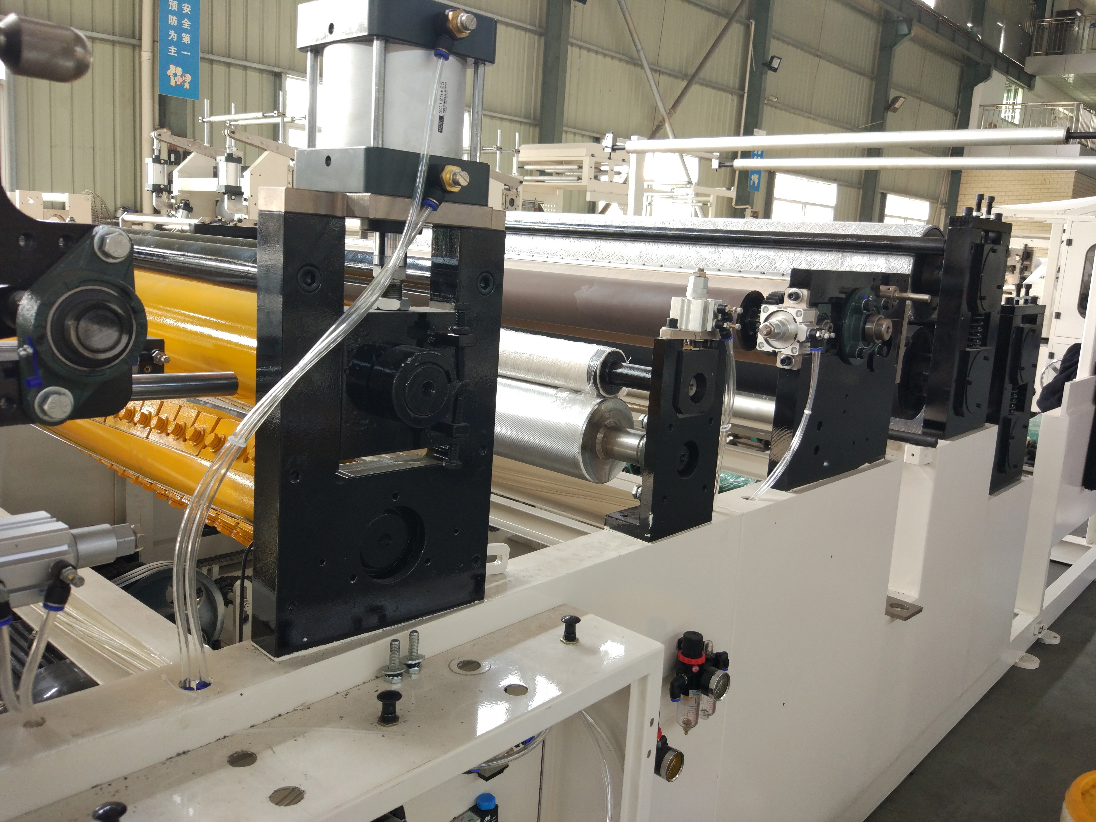 Automatic Toilet Paper Coil Winding Machine Paper Processing Machinery