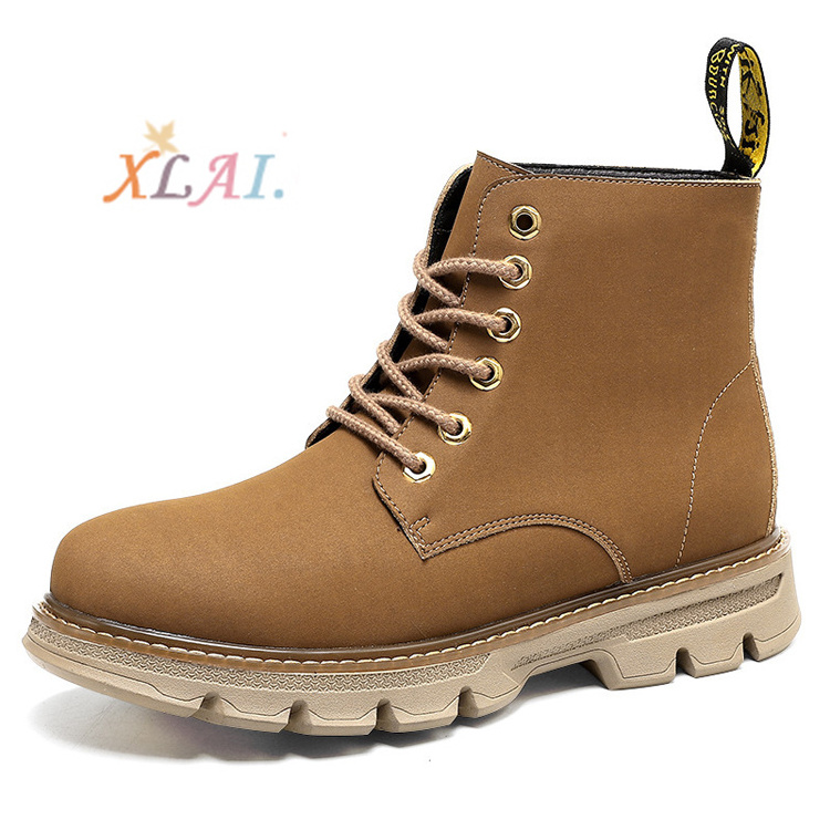 XLAI Wholesale Good Quality Men'S Boots Texture Leather  Desert Boots Tooling Boots Walking Rubber Sneakers For Men