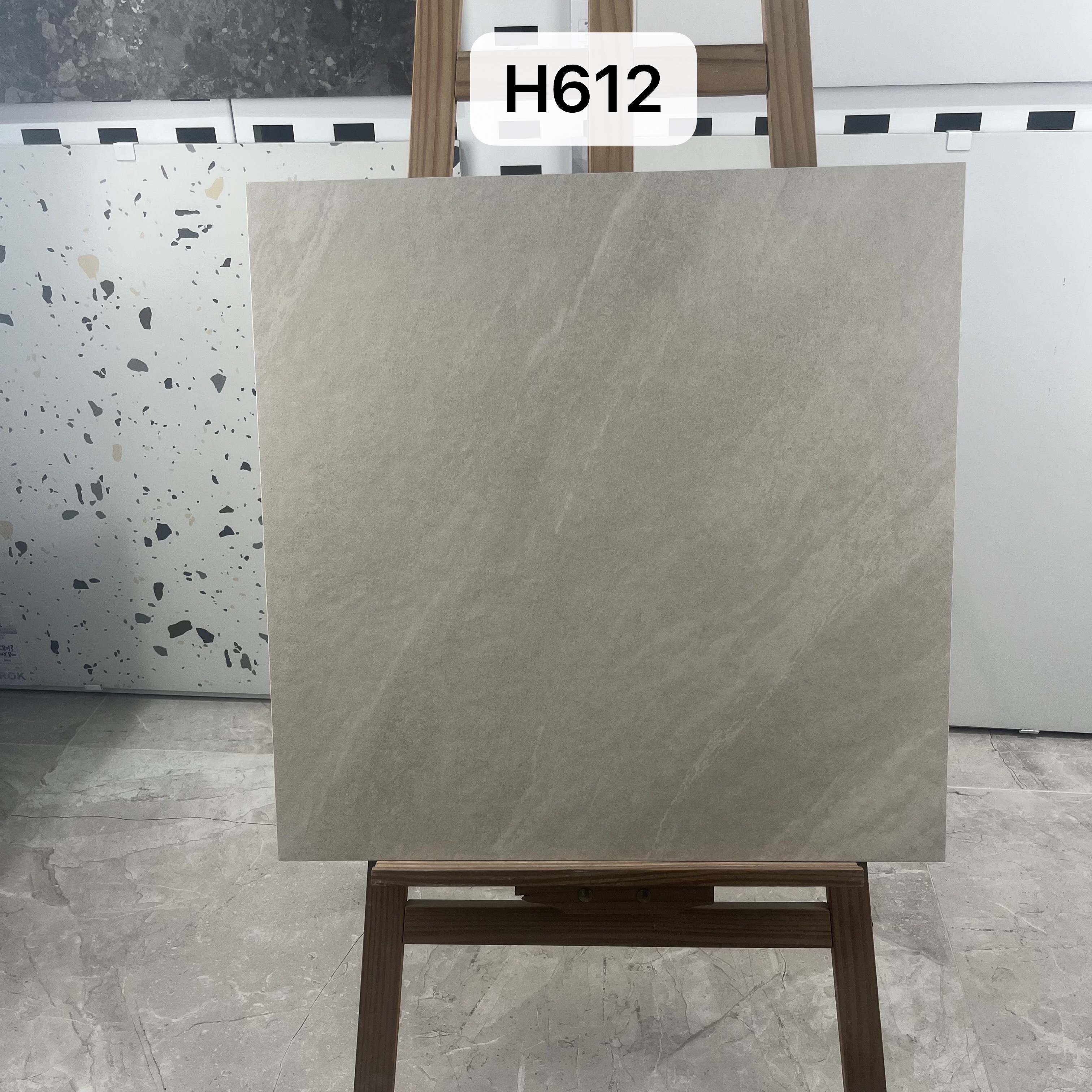 UROK Classic Polished Glazed 9.3mm Thick Porcelain Tiles Modern Style for Apartment Decoration tiles