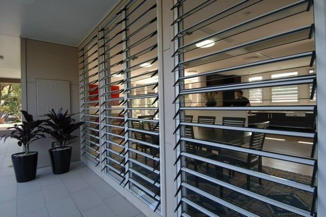 Most popular Custom blinds office glass window louvers aluminium frame fixed louver glass jalousie shutter window