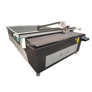 China Trade Assurance boxes cutting table roll sticker printer colored cardboard sheets flatbed cutter With auto feeding table