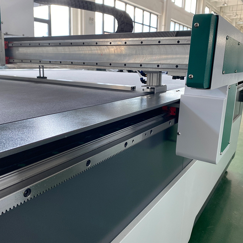 Fast speed fabric manufacturing cutting machine press on nail packaging box die cutting machine with ce With ISO