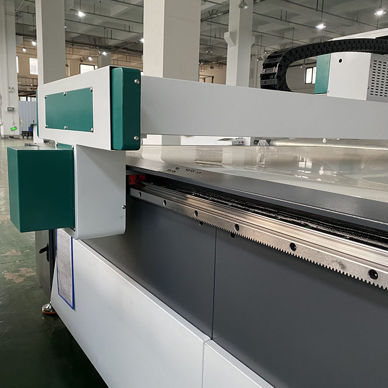 Fast speed fabric manufacturing cutting machine press on nail packaging box die cutting machine with ce With ISO