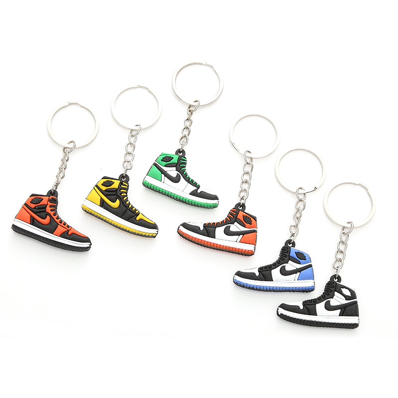 Promotional keychain low MOQ personalized custom design soft PVC rubber 2D keychain key chain