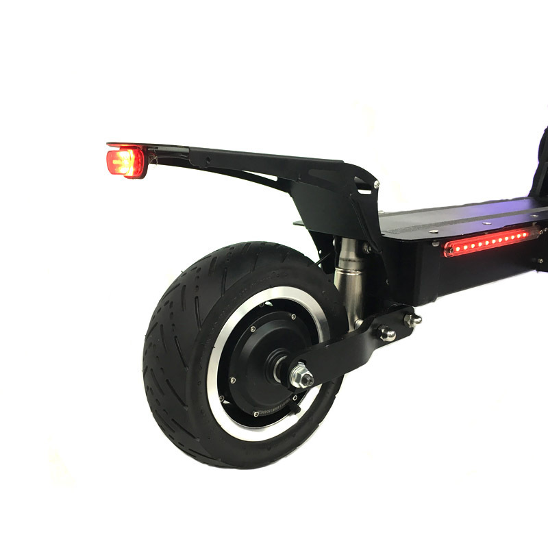 2019 Amazon best hot seller 60v 5600w powerful dual motor electric scooter 11inch wheel big off road  tire folding scooter