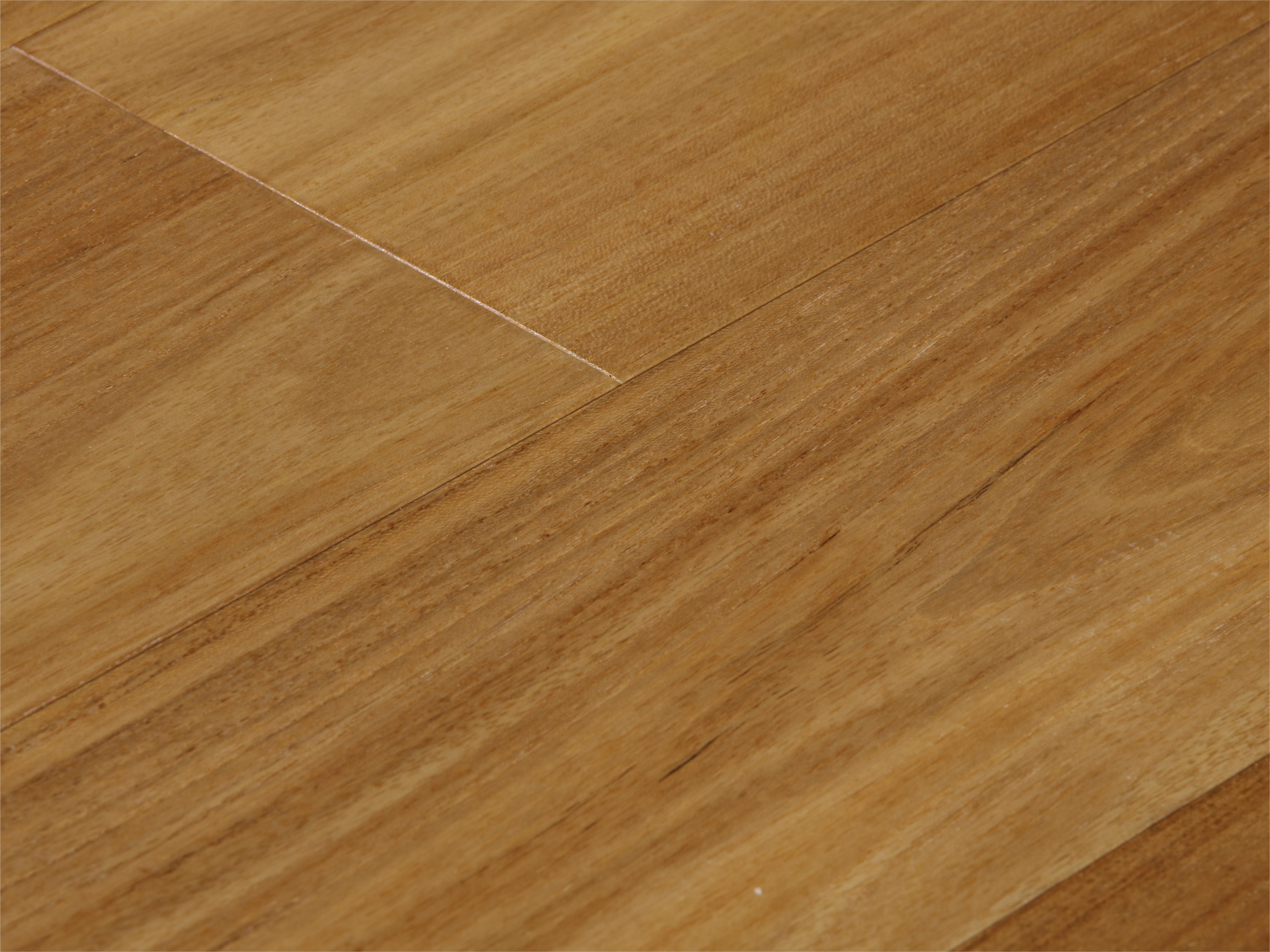 Indonesia teak Pure solid wood geothermal wood wax oil solid wood flooring