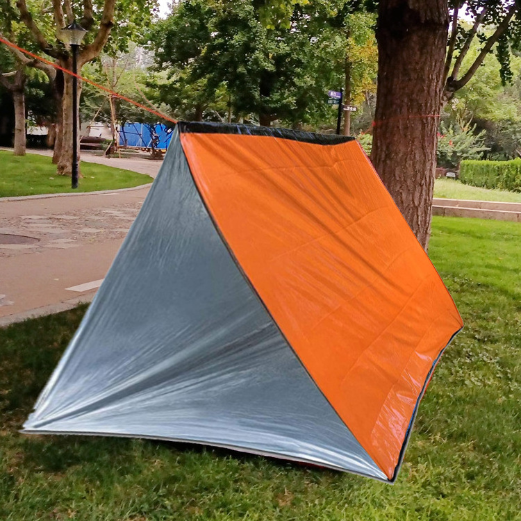 Survival simple single-layer warm tent earthquake relief insulation emergency triangle aluminum film tent first aid tent