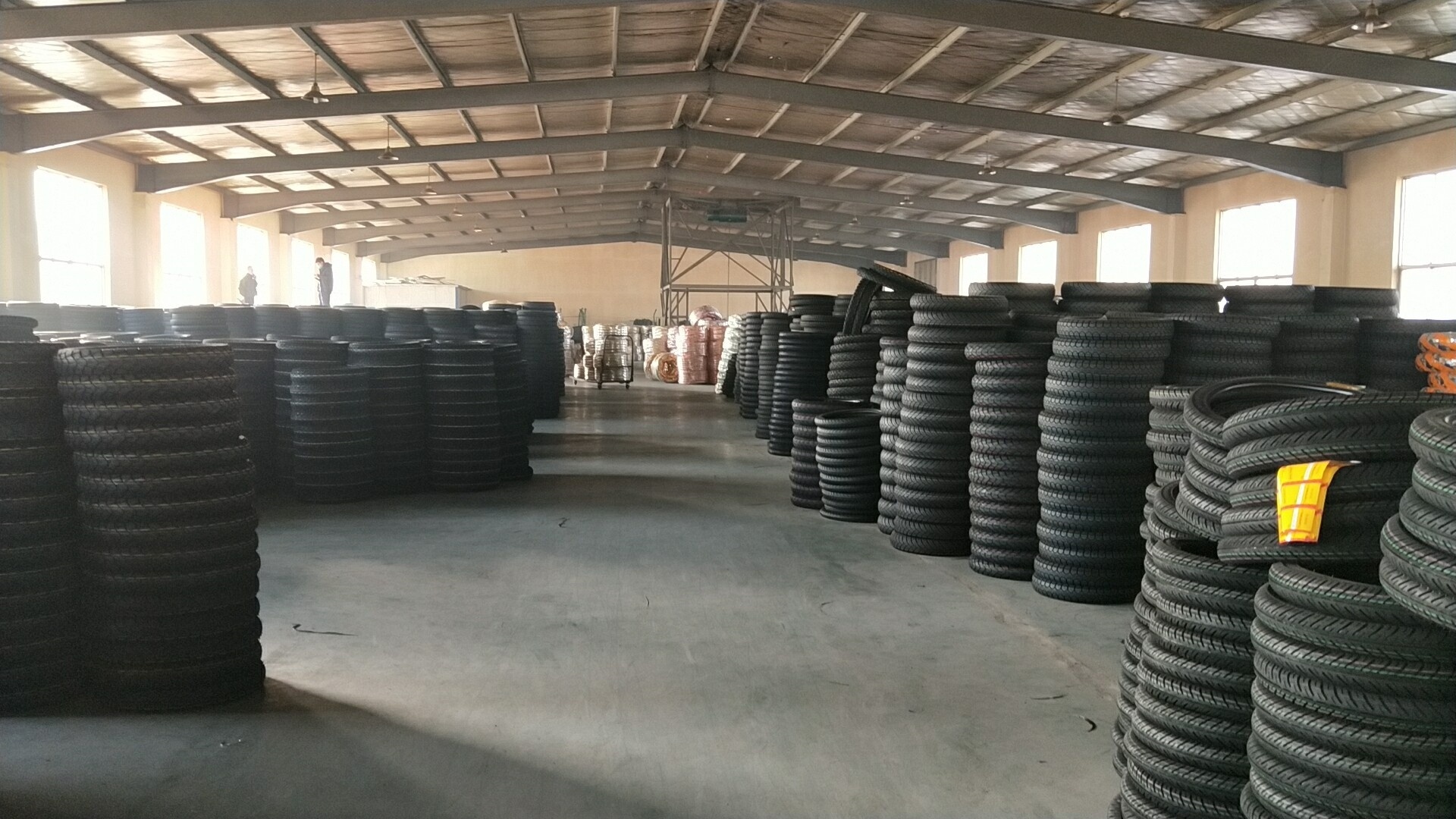 Motorcycle tyres and tubes 300-18 275-18 Motorcycle Tube Tires 300 18