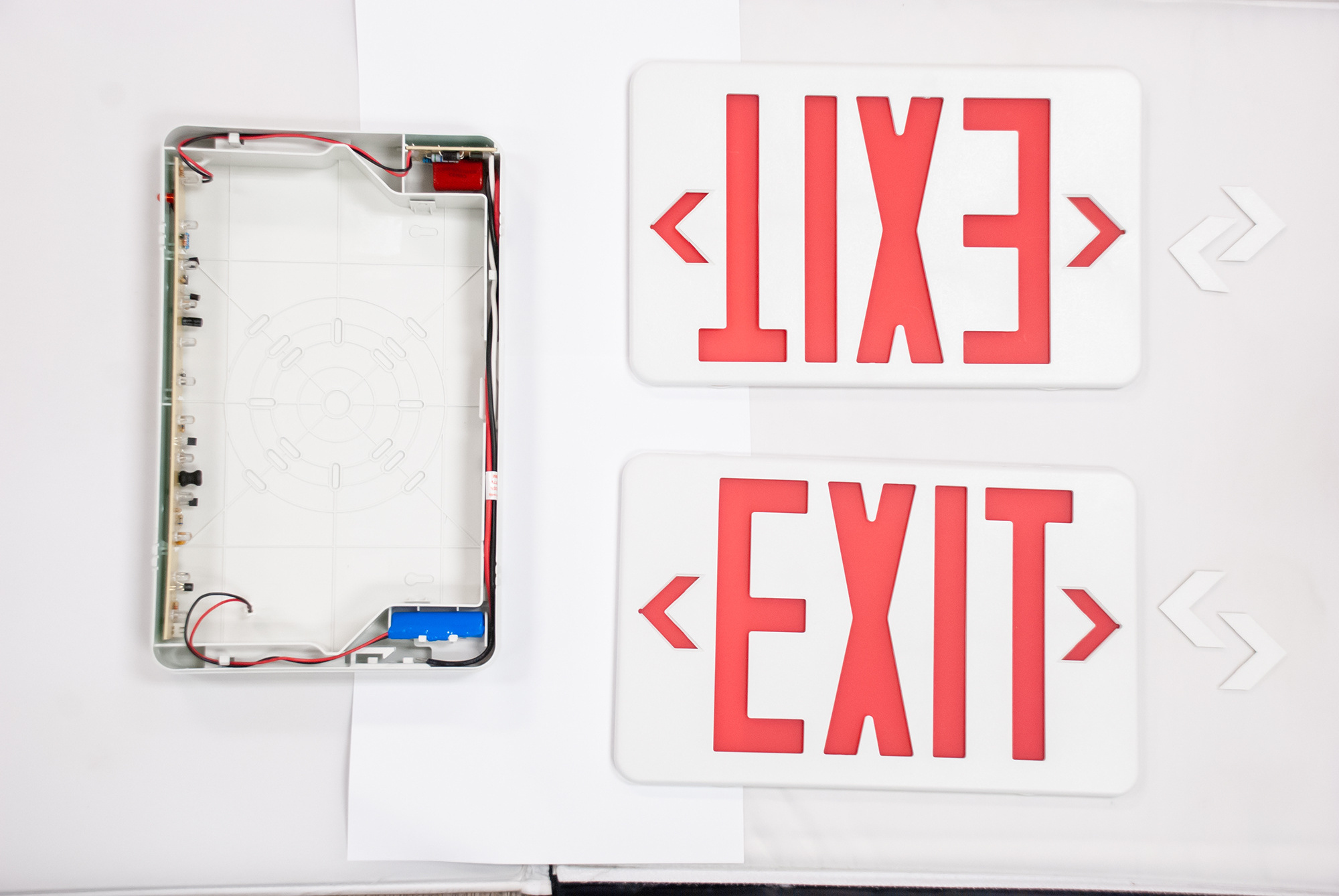 Wall Mounted Red LED Recharged Exit Sign Emergency Exit Lights with Backup Battery