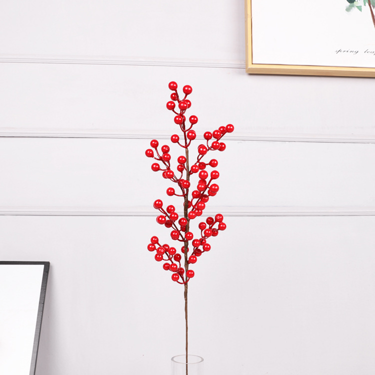 Qihao Wholesale DIY Material Artificial Red Pip Berries Stem Artificial Berry Branch for Christmas Decorations