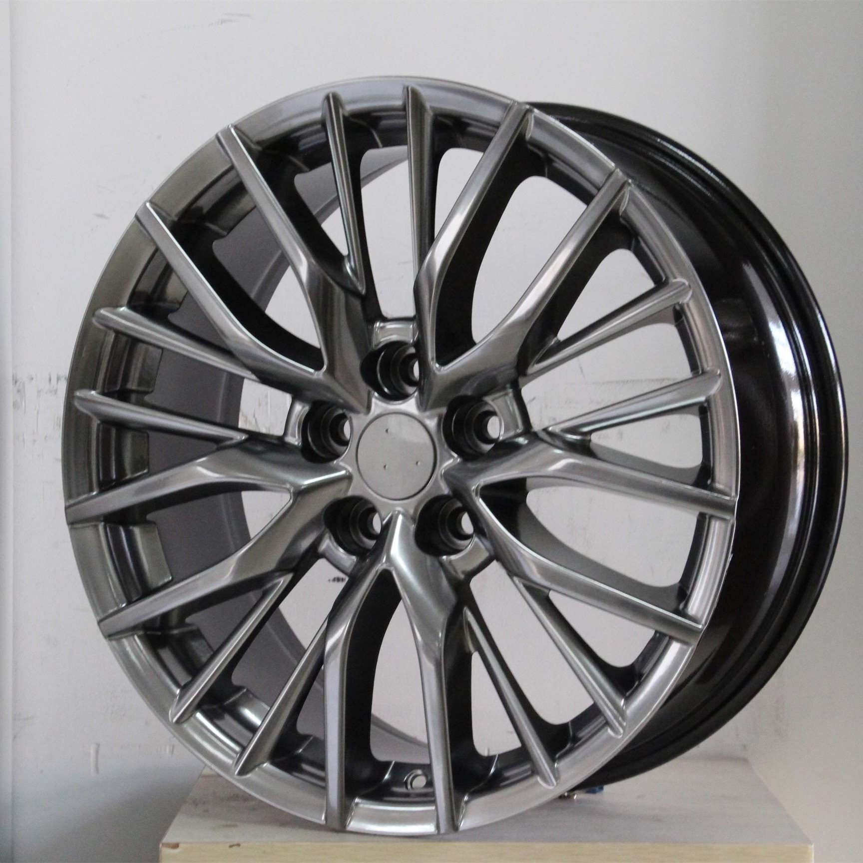 18 Inch 5*114.3 Passenger Car Alloy Wheels For  HS NX  Highlander Hyper Black Light Weight High Strength Customizable