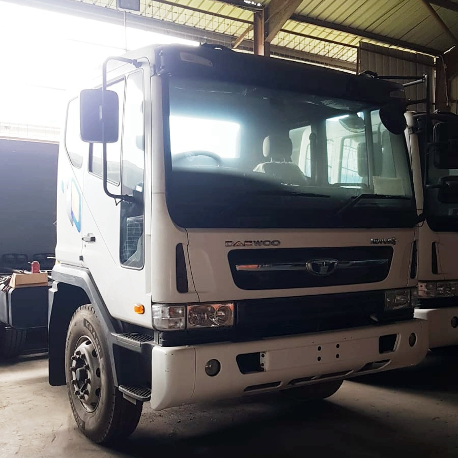 Right Handle Brand New Unused Cargo Truck without Tray 18 Ton Daewoo 4x2 Cargo Truck F3CBF Cargo Trucks