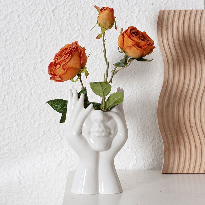 Nordic Ins Creative Custom Ceramic Vase White Human Body Shaped Dried Flower Decor for Living Room or Office Packaged in Box