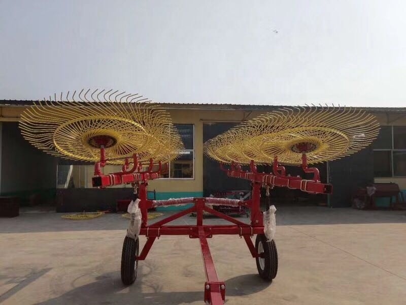 High quality farm tractor mini hay rake  high efficiency pasture machinery hay rake for tractor