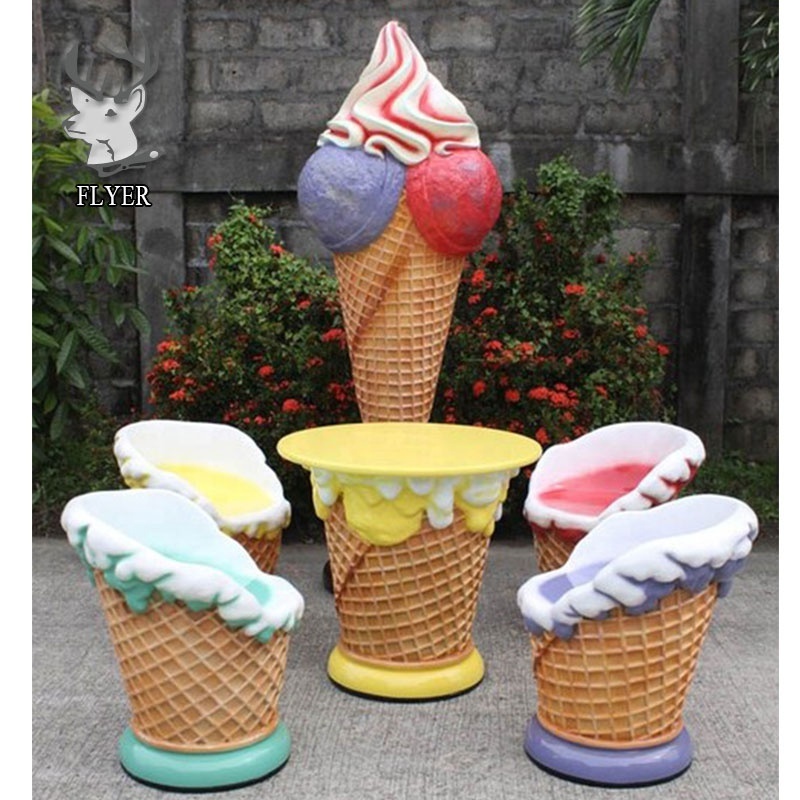 Modern Decorative Fiberglass Ice Cream Furniture Life Size Fiberglass Ice Cream Chairs and Table Sculpture