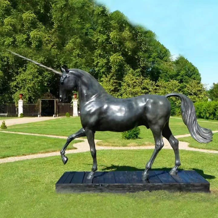 Outdoor garden living life size Unicorn statue fiberglass life size horse statues