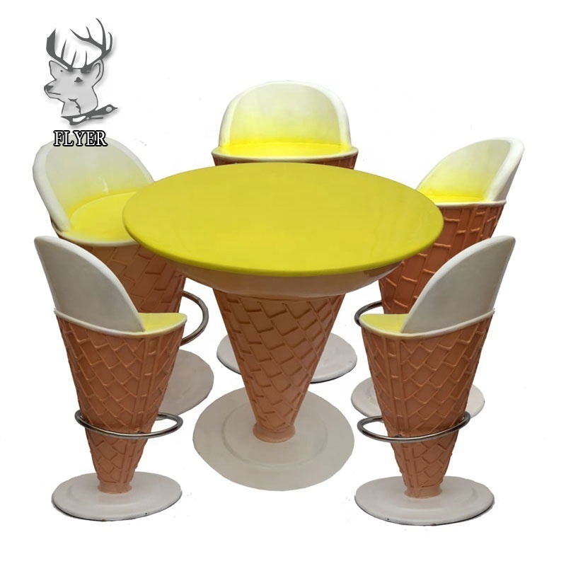 Modern Decorative Fiberglass Ice Cream Furniture Life Size Fiberglass Ice Cream Chairs and Table Sculpture