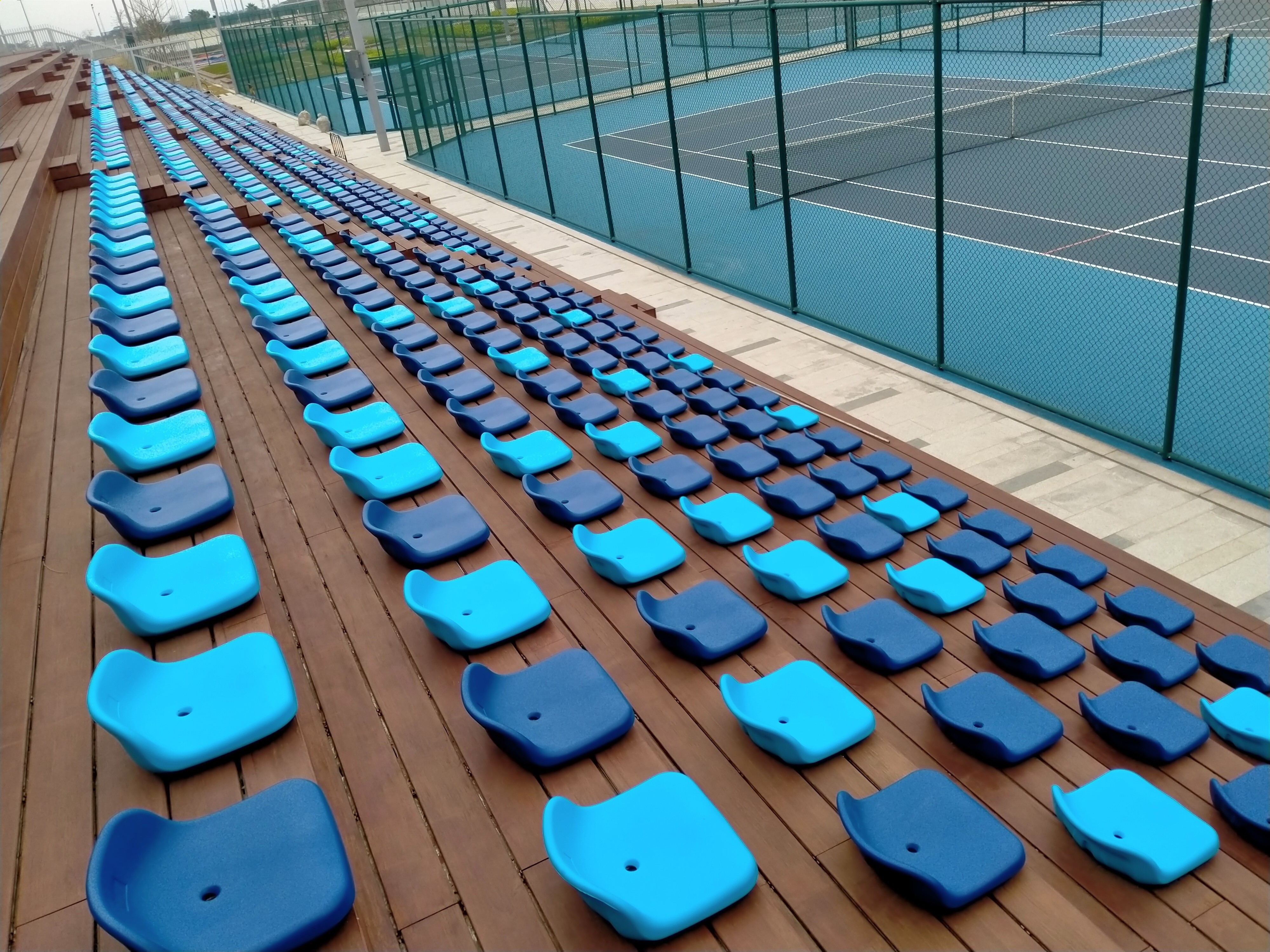 Hot Sale HDPE stadium chair seats with anti-UV and fire resistant