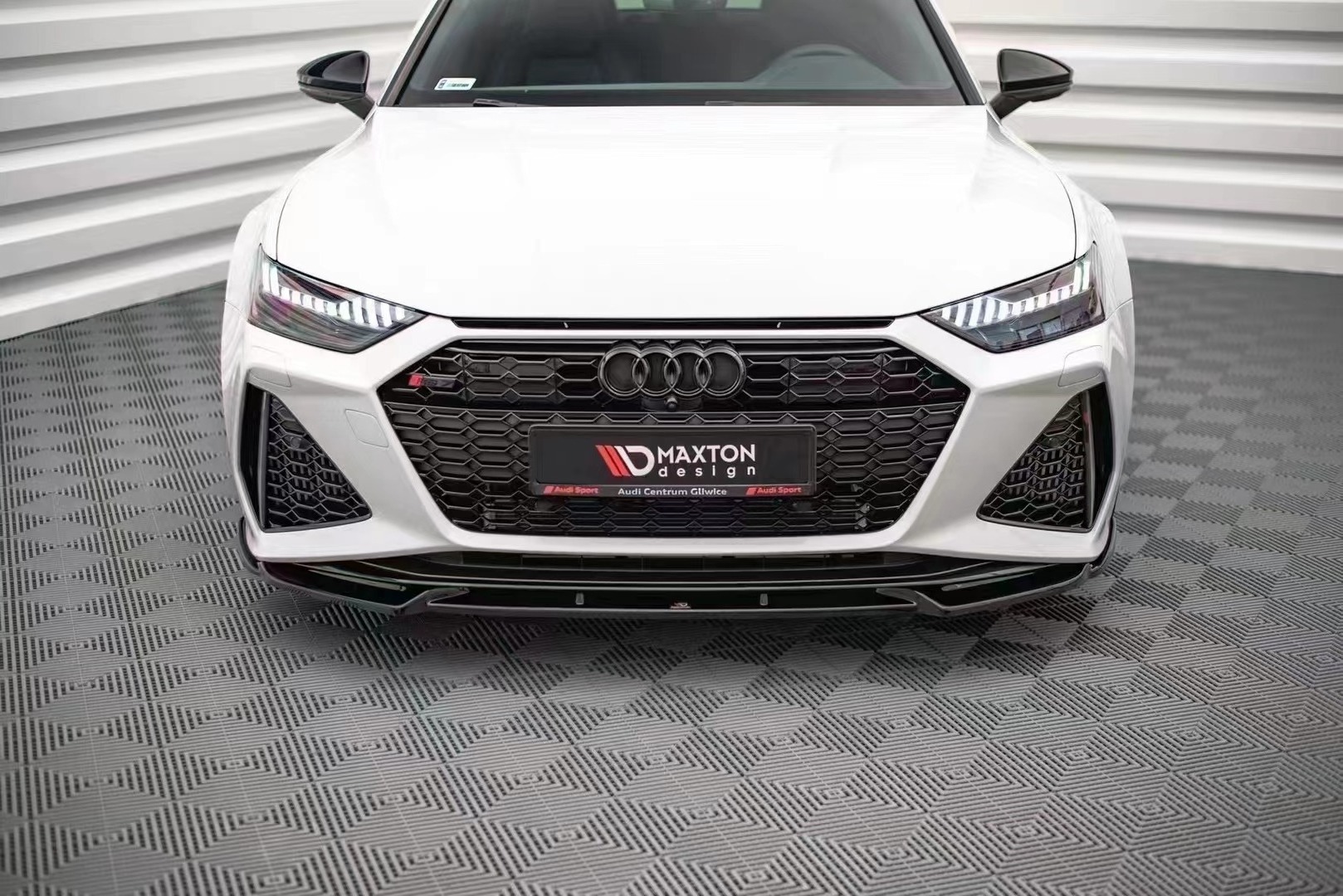 Carbon fiber FRONT SPLITTER V.1 AUDI RS6 C8 MAXTON front lip 2019+