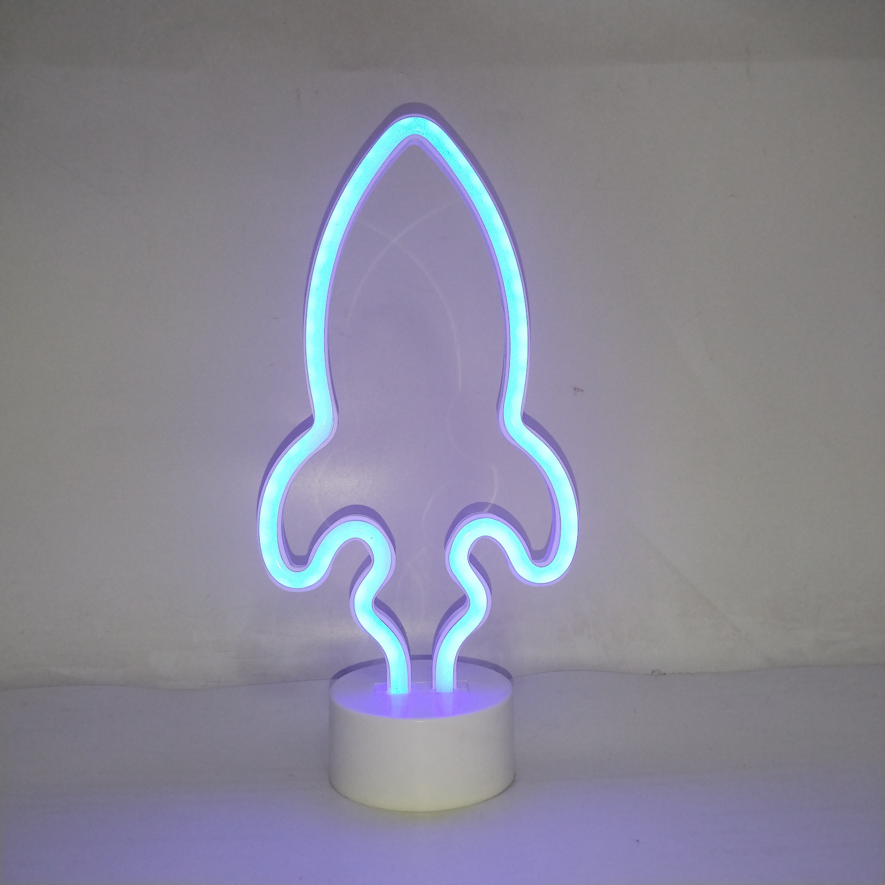 Space Ship Hanging Usb Battery Operated Neon Light Night Lamp Led Rocket Neon Sign For Wall Gaming Room Party Bar Decoration