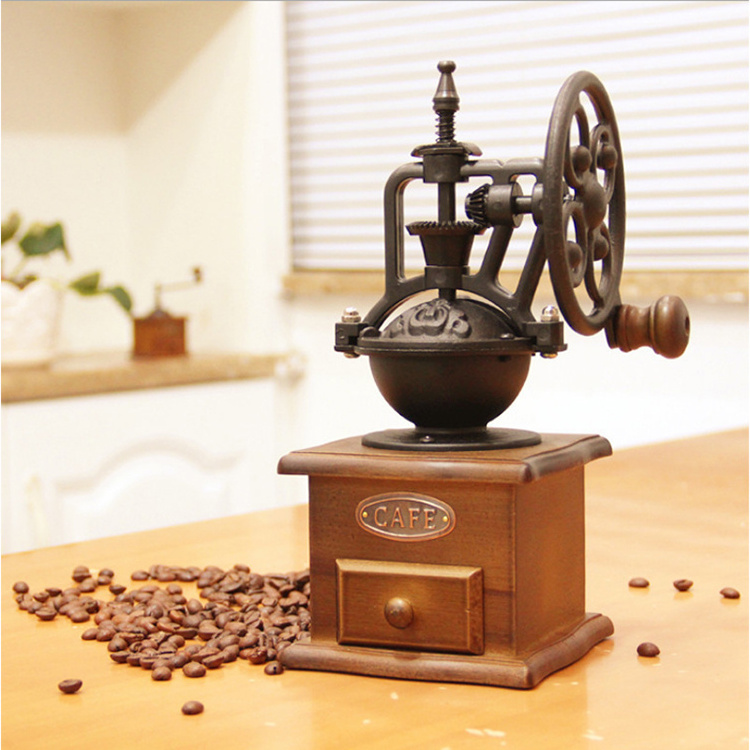 Retro Large Round Old-Fashioned Home Hand Manual Coffee Grinder With Wooden Handle