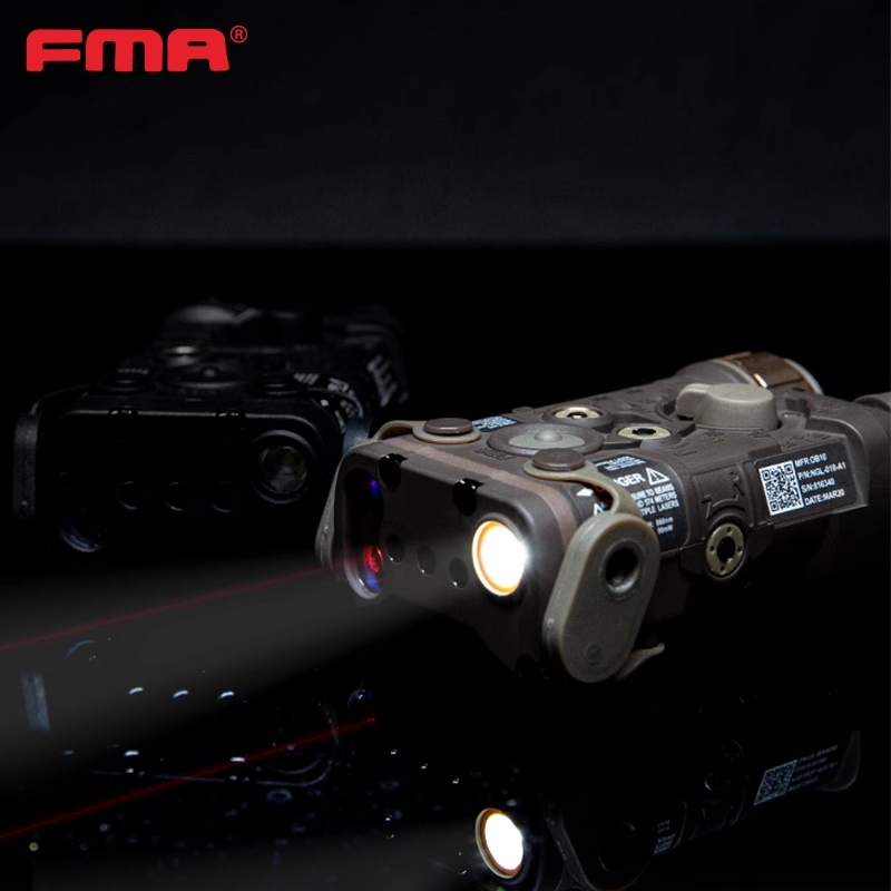 FMA NGAL LA-23/PEQ Outdoor hunting tactical flashlight PEQ battery box infrared laser TB1398