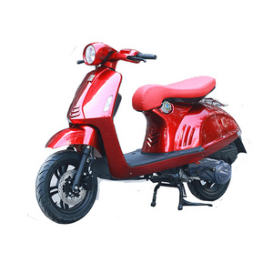 Classic retro model Italian retro motorcycle parts high-speed electric scooter is very similar to vespa