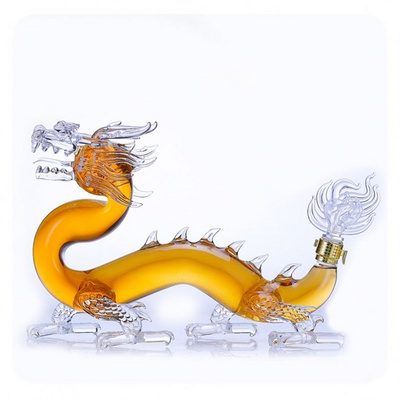 New Antique Magic Handmade Blown Borosilicate1000ml Liquor Whiskey Wine Dragon Animal Shaped Clear Glass Bottle Decanter