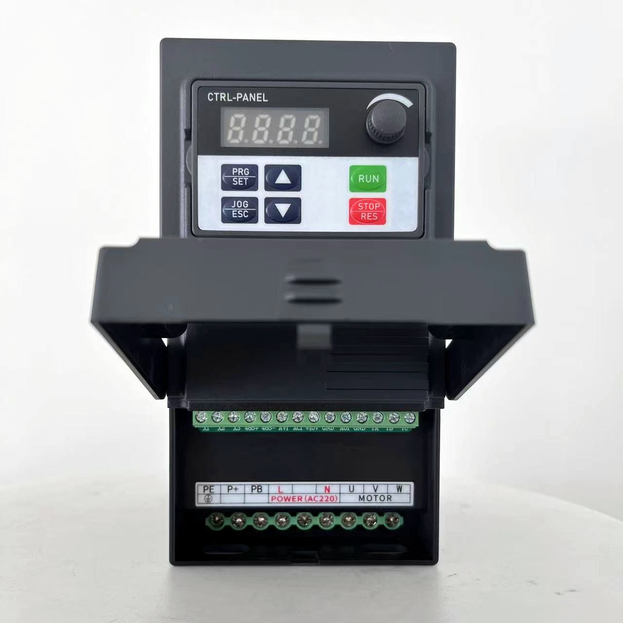 Top 10 vfd drive for motor solar vfd pump 0.75kw 1.5kw  2.2kw 4kw 5.5kw 220V 1 phase to 3 phase solar vfd pump drive