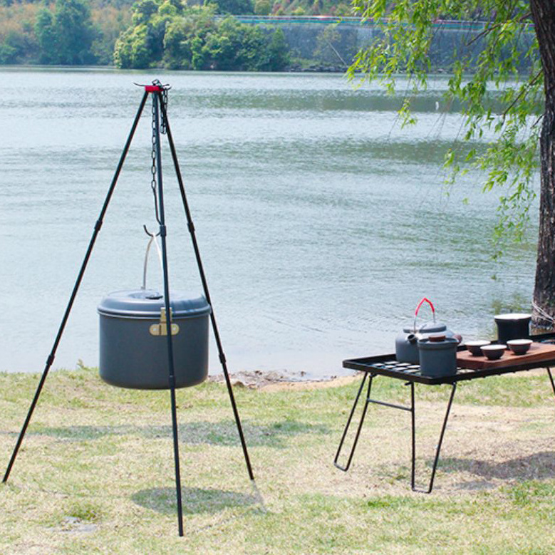 Aluminium Outdoor Fire Pit Tripod Portable Length Adjustable for Campfire Camping Cooking Outdoor Cooking Equipment