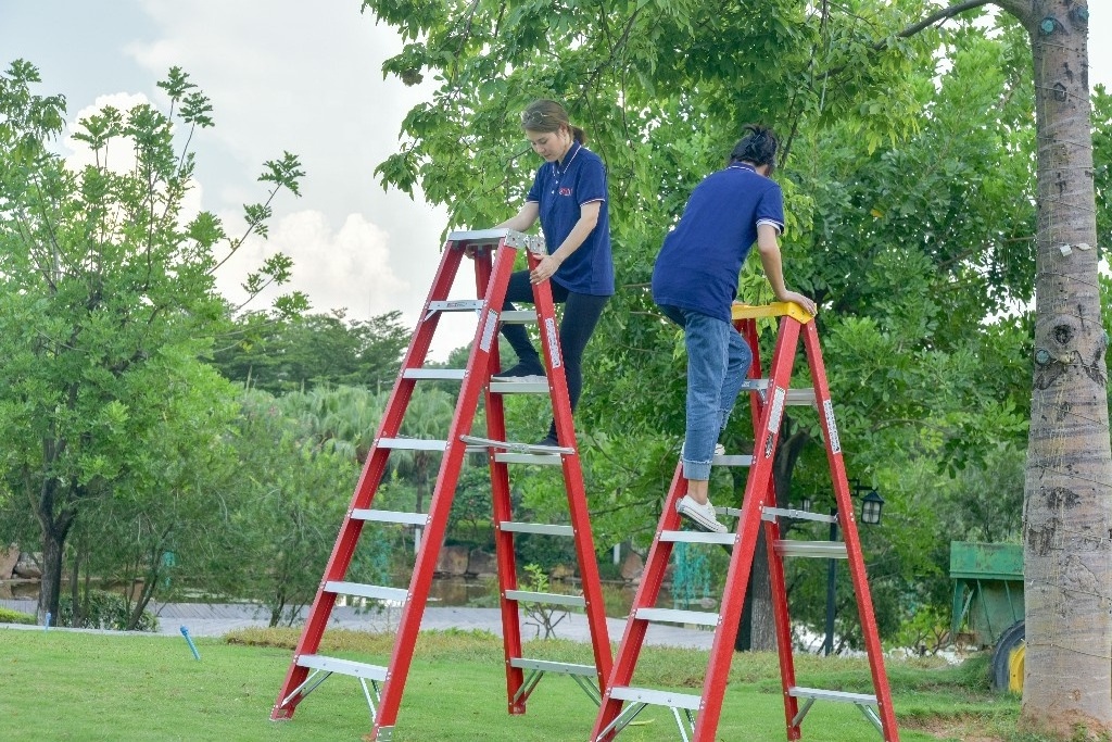 Fiberglass Folding Ladder Electric Heavy Duty FRP Step Fiberglass Folding Ladders