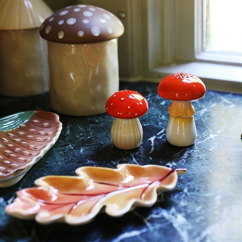 Custom Table Decoration Mini Salt and Pepper Salt Shaker Novelty Ceramic Mushroom Salt and Pepper set