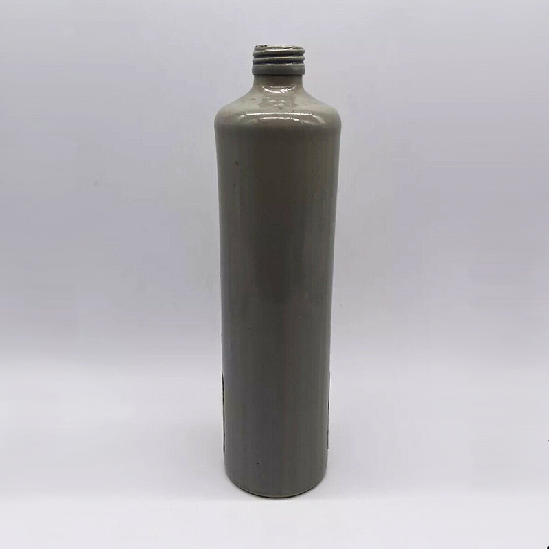 Customized wholesale factory direct supplier 750ml ceramic beer bottle bar supply wine bottle